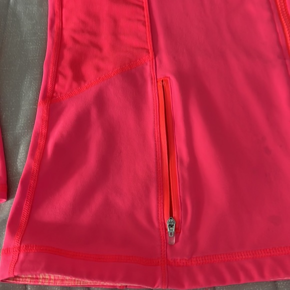 (KIRKLAND Signature) Ladies work out jacket size L - Picture 8 of 16